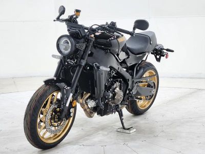 2025 Yamaha XSR900 - Photo 2