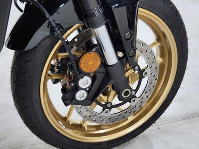 2025 Yamaha XSR900 - Photo 15
