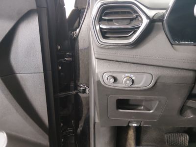 2025 Chevrolet Trailblazer — photo 13 view