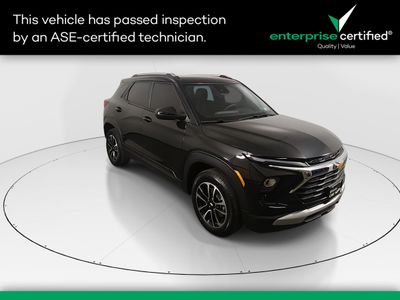 2025 Chevrolet Trailblazer AWD 4dr LT — front three-quarter view