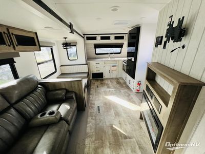 2025 Palomino Puma - Photo 5