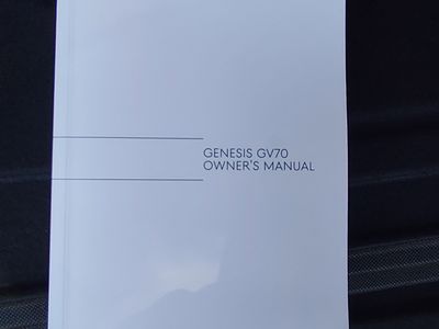 2025 Genesis GV70 - Photo 20