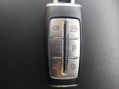 2025 Genesis GV70 - Photo 15
