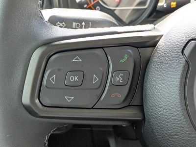 2026 Jeep Wrangler — photo 25 view