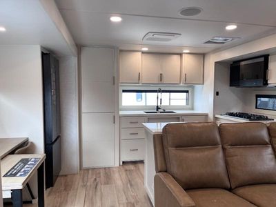 2026 Brinkley Model I - Photo 9