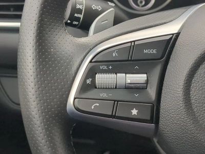 2023 Genesis G70 — photo 27 view