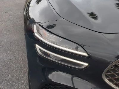 2023 Genesis G70 — photo 10 view