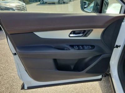 2026 Nissan Murano — detail view