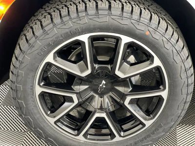 2023 Chevrolet Tahoe — photo 11 view