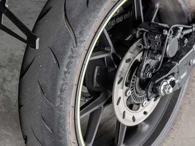 2022 CFMOTO 300SS - Photo 8