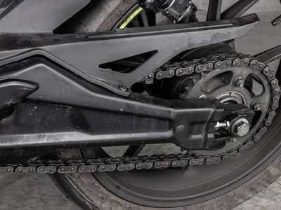 2022 CFMOTO 300SS - Photo 12