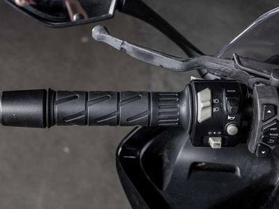 2022 CFMOTO 300SS - Photo 17
