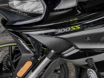 2022 CFMOTO 300SS - Photo 23