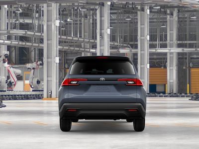 2026 Toyota Grand Highlander — photo 8 view
