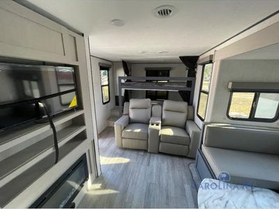 2025 Coachmen Apex Ultra-Lite - Photo 12