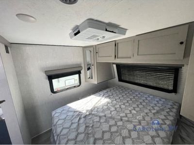 2025 Coachmen Apex Ultra-Lite - Photo 11