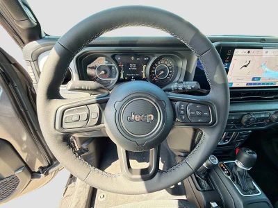 2026 Jeep Wrangler — photo 37 view