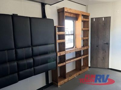 2023 Alliance RV Valor - Photo 16