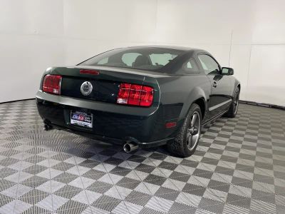 2008 Ford Mustang — detail view