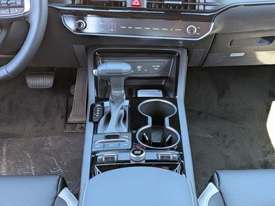 2026 Kia K5 - Photo 40