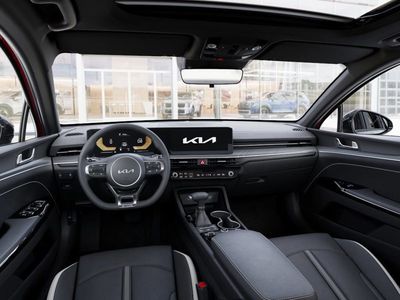 2026 Kia K5 - Photo 29