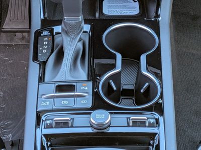 2026 Kia K5 - Photo 42