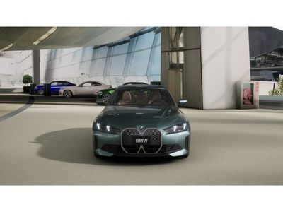 2026 BMW i4 - Photo 3