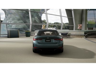 2026 BMW i4 - Photo 5
