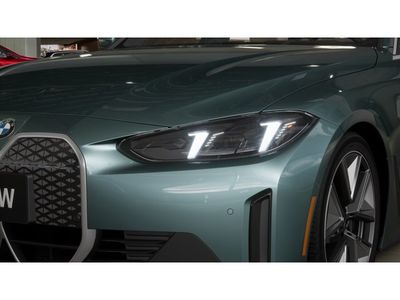 2026 BMW i4 - Photo 6
