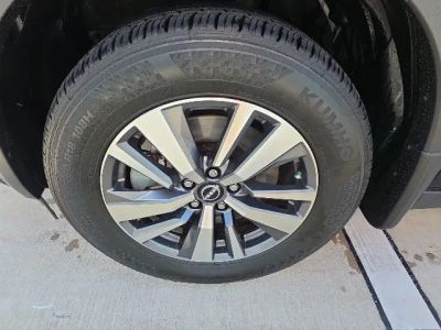 2024 Nissan Pathfinder — photo 10 view