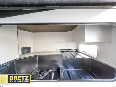 2026 Coachmen RV Freelander - Photo 12