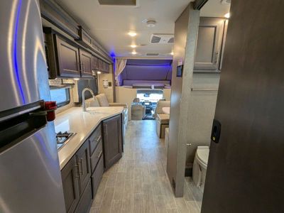 2022 Thor Motor Coach Omni - Photo 29