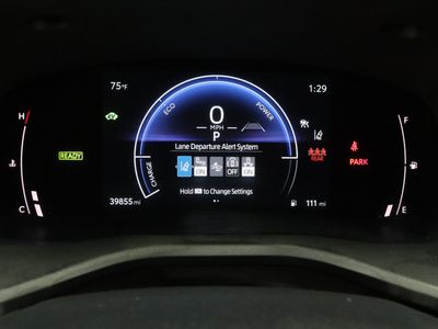 2025 Toyota Camry FWD - Photo 38