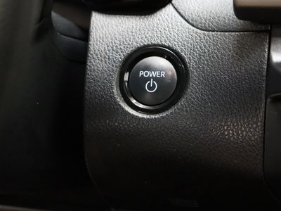 2025 Toyota Camry FWD - Photo 17