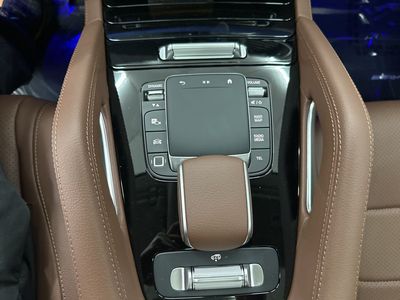 2026 Mercedes-Benz GLS - Photo 19