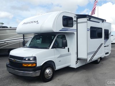 2026 Thor Motor Coach Pasadena SE - Photo 2
