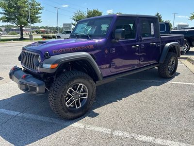 2026 Jeep Gladiator — photo 12 view
