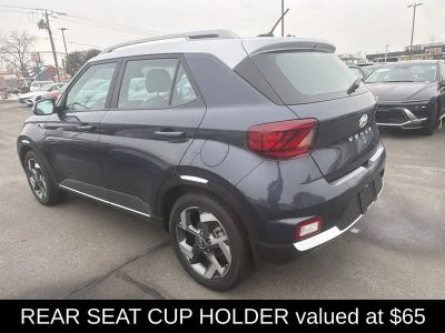 2023 Hyundai Venue Limited - Photo 7