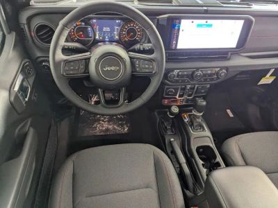 2026 Jeep Wrangler — photo 13 view