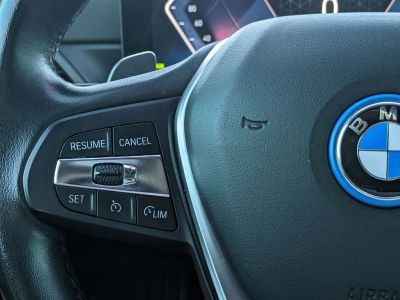 2023 BMW 3 Series - Photo 15