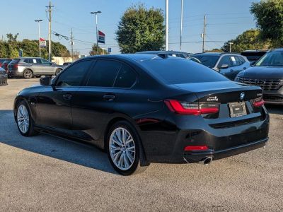 2023 BMW 3 Series - Photo 3