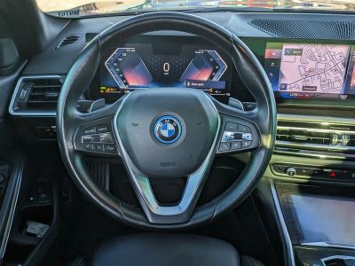 2023 BMW 3 Series - Photo 11