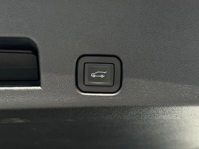 2025 GMC Acadia Elevation - Photo 17