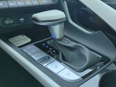 2026 Hyundai ELANTRA HYBRID — photo 20 view