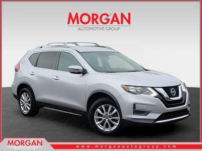 2019 Nissan Rogue S in Silver — front three-quarter view