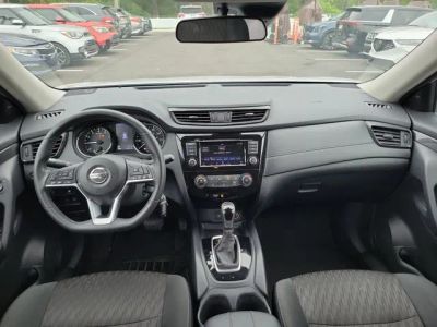 2019 Nissan Rogue — photo 25 view