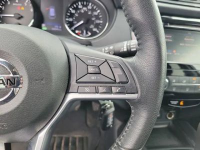2019 Nissan Rogue — photo 18 view