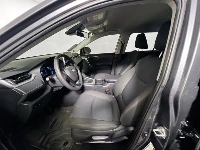 2024 Toyota RAV4 Hybrid — photo 12 view