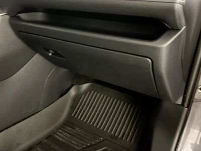2024 Toyota RAV4 Hybrid — photo 30 view