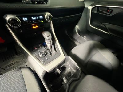 2024 Toyota RAV4 Hybrid — photo 21 view